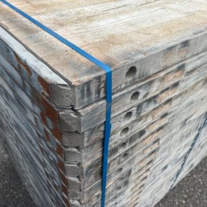 Steenschotten 140 x 96 x 5cm Lariks