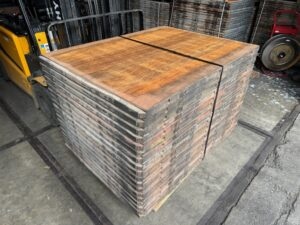 Steenschotten 150 x 110 x 5,5cm Hardhout GESCHUURD - Afbeelding 4