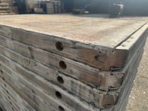 Steenschotten 140 x 73 x 5cm Lariks Topkwaliteit