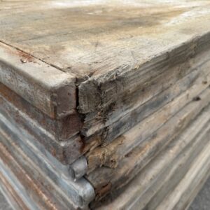 Steenschotten 132x141x4,5cm Grenen A/B-keus