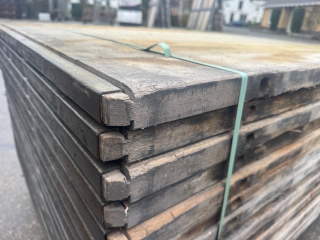 IMG_8814 Steenschotten 140x107x4cm Hardhout Topkwaliteit - Afbeelding 1